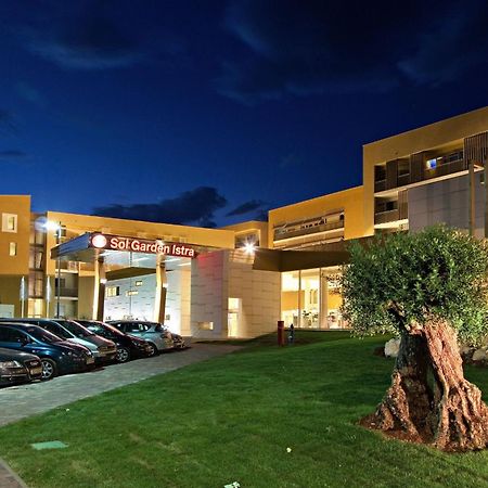 אומאג Hotel Garden Istra Plava Laguna מראה חיצוני תמונה