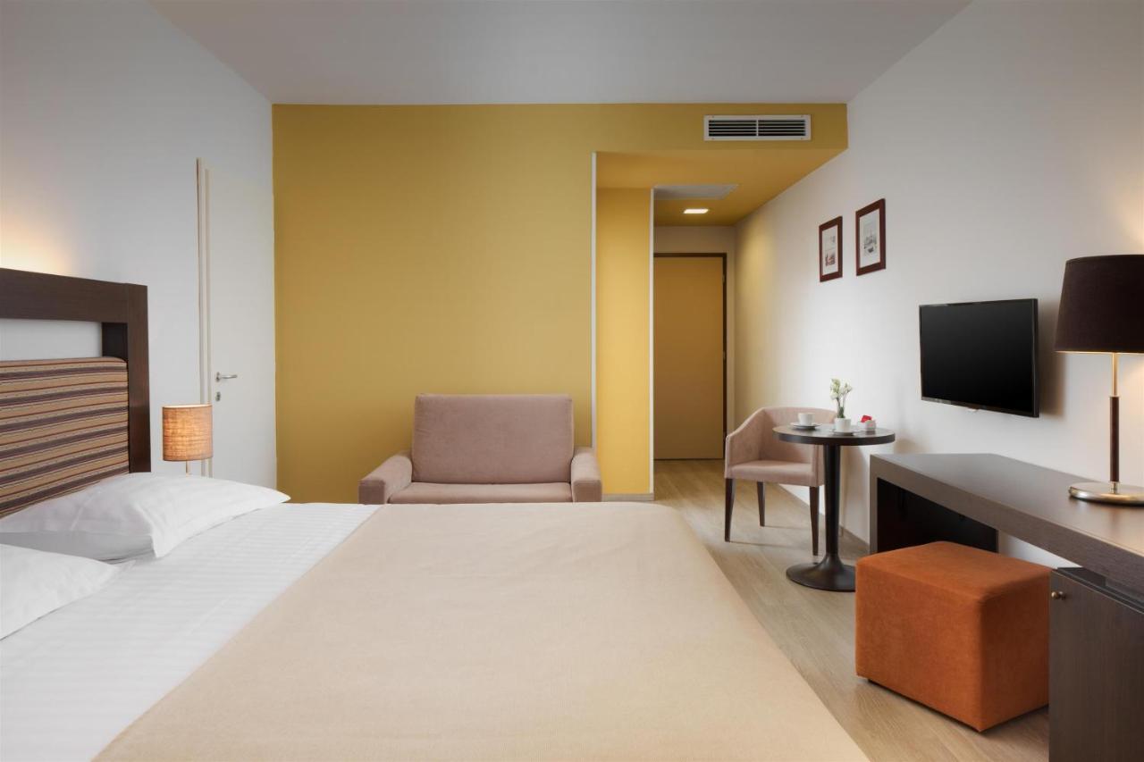 אומאג Hotel Garden Istra Plava Laguna מראה חיצוני תמונה